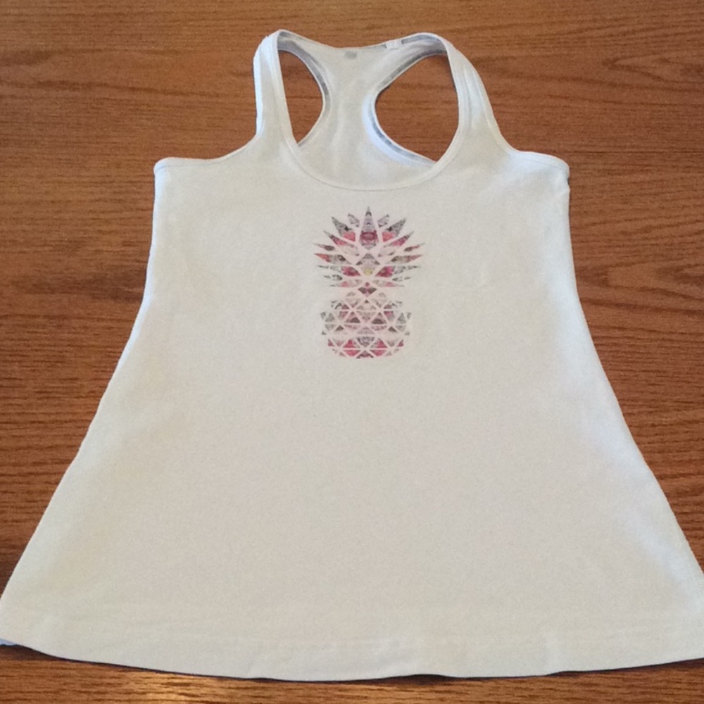 Like new Lululemon tank